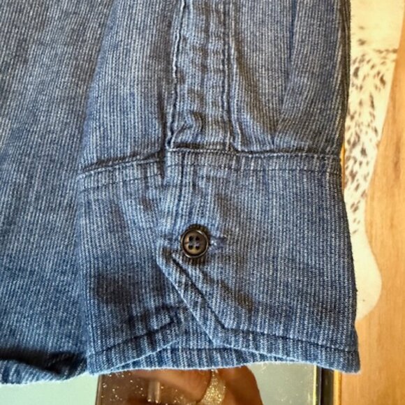 Pre-Loved CP Shades Denim Shirt - Women's Small - Picture 6 of 7